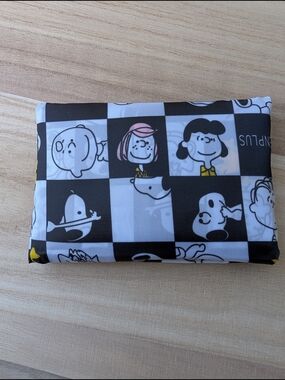 Peanuts Snoopy Compact Foldable Washable Shopping Bag New Without Tag Checkered